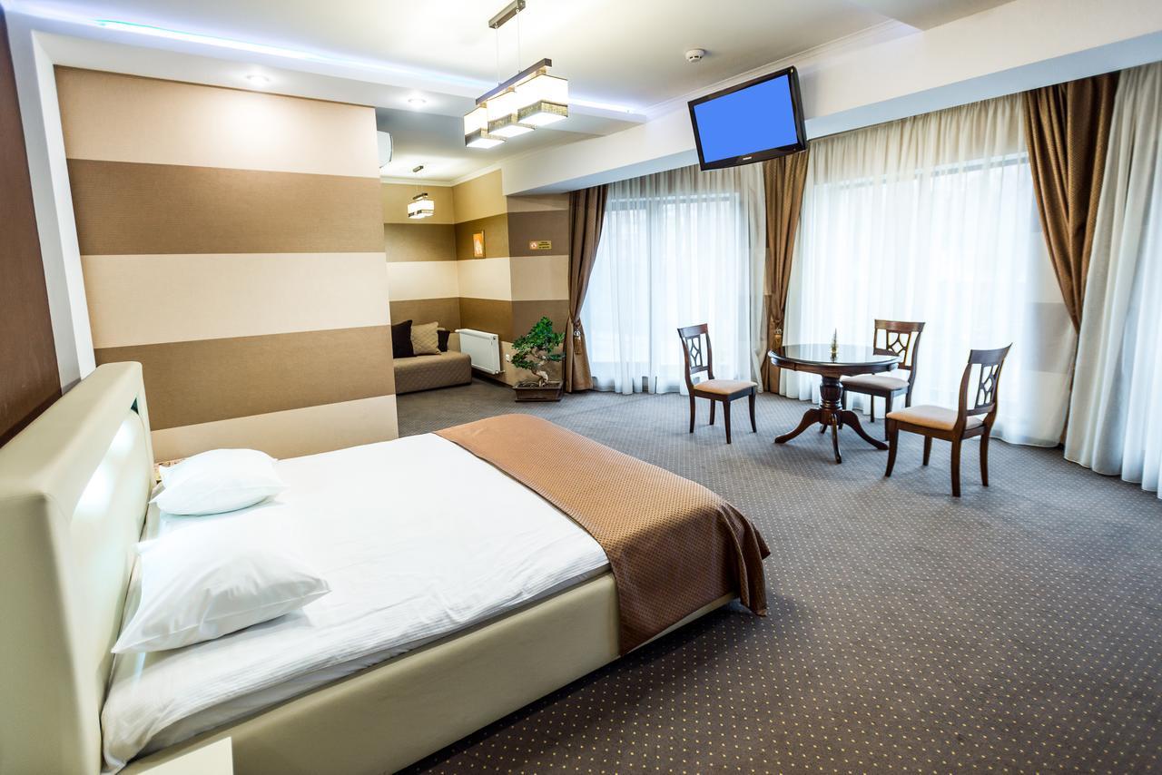 Hotel Complex Dacha Vinnytsia Exterior foto